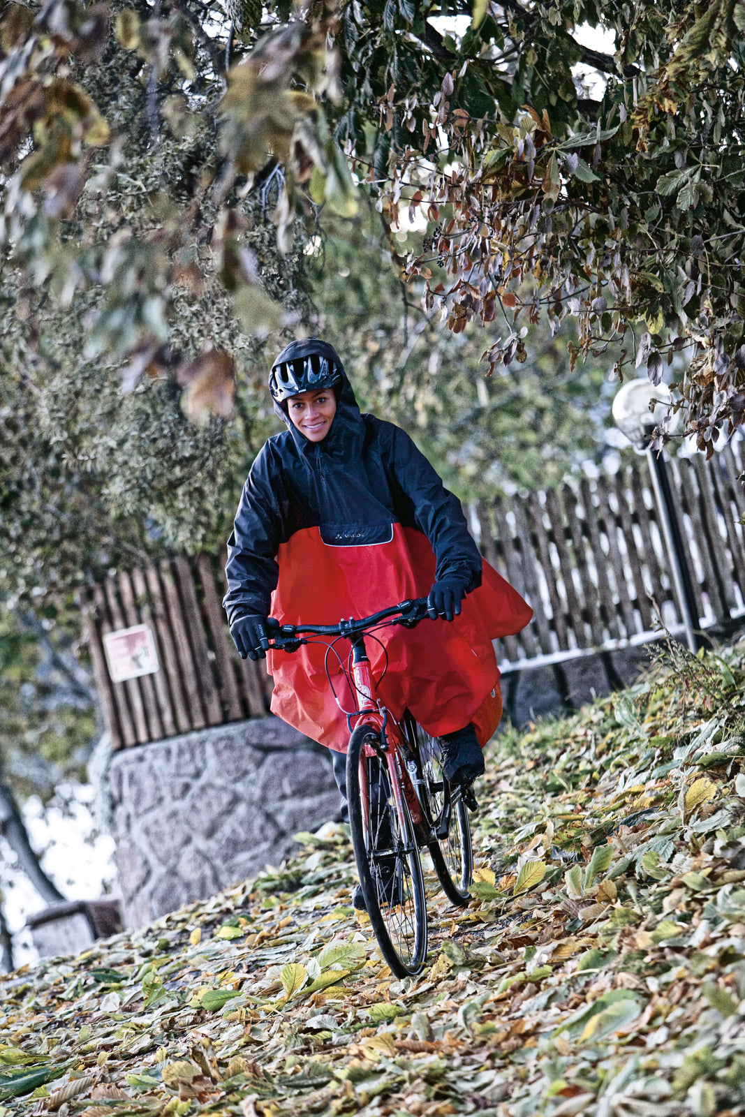 VAUDE Valero poncho rood/zwart